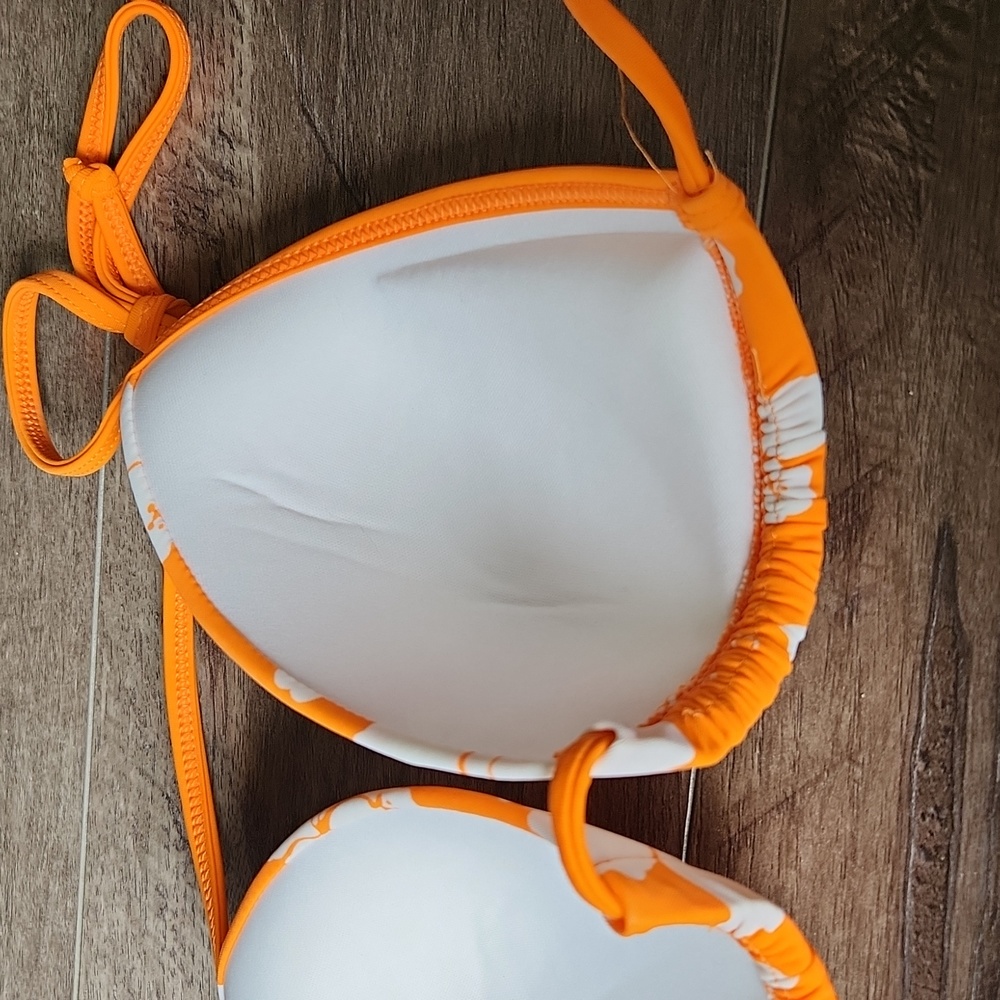 Hollister bikini - Picture 4 of 6